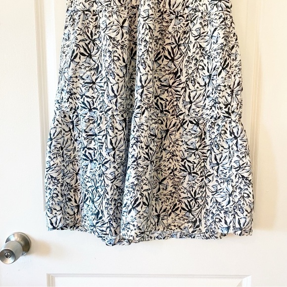LUCKY BRAND 100% Linen Blue Floral Babydoll Tiered Dress Lightweight - Picture 5 of 6